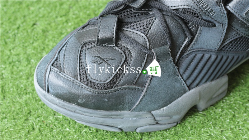 Vetements Reebok Genetically Modified Pump Black